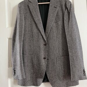 Suitsupply 3-Piece Custom Suit – Gray Houndstooth Wool, Size 3 (US Medium)